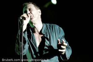 Anno 2017 » 2008 » Gang Of Four -  02-08-08 – Indie Rock Festival, Pescara